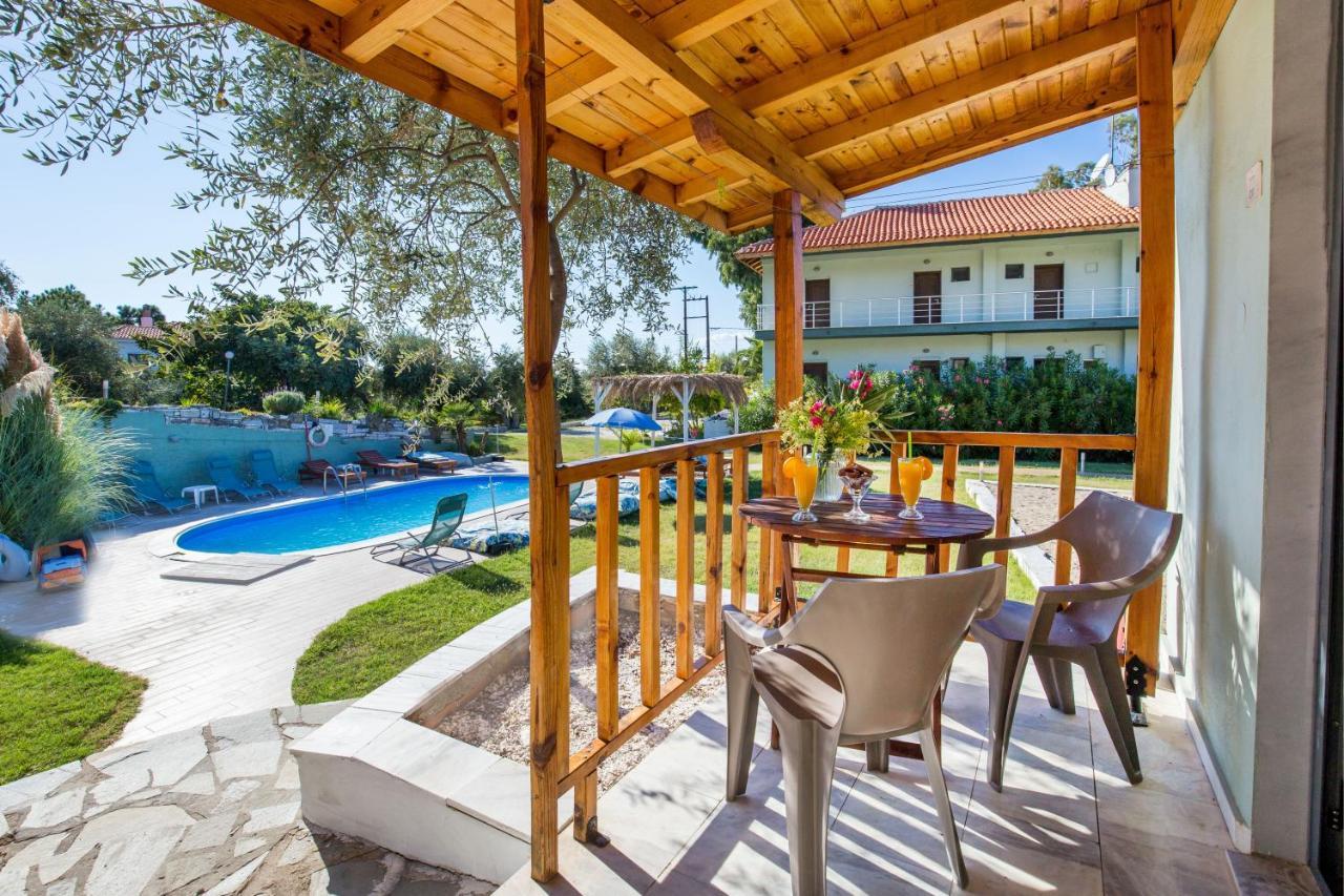 Marti Resort Skala Sotiros Exteriör bild